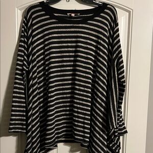 Gibson Latimer Black and Gold Striped Long Sleeve Top